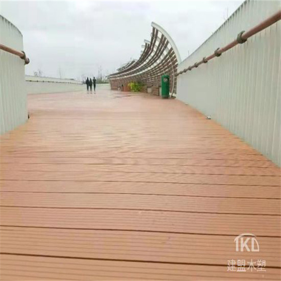 木塑地板地板材料厂家直销